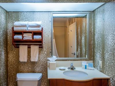 Hampton Bowling Ky 3* Bowling Green