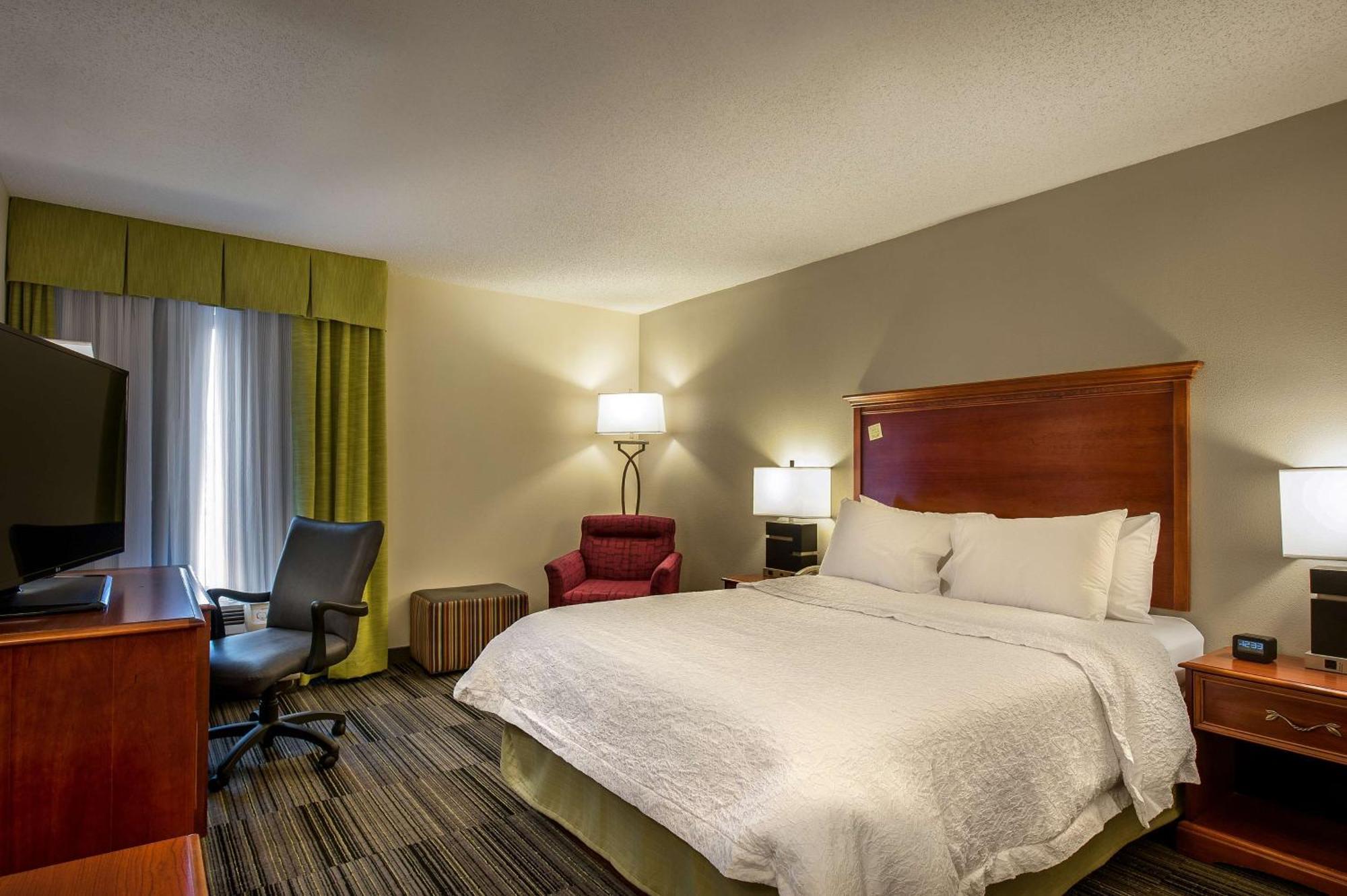 Hampton Bowling Ky 3* Bowling Green