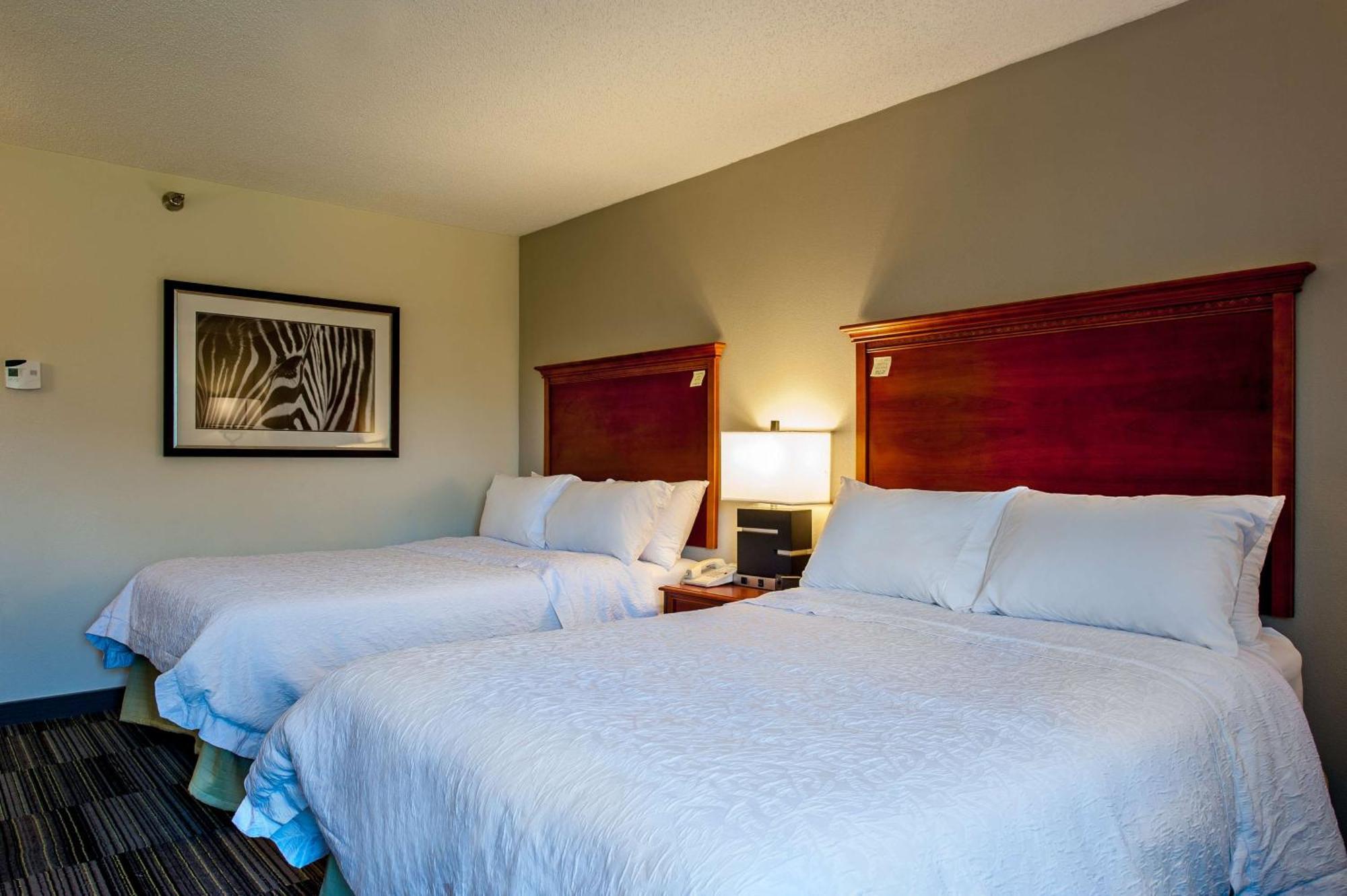 Hampton Bowling Ky 3* Bowling Green