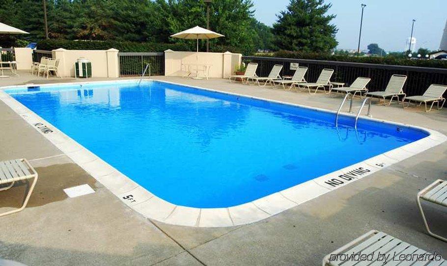 Hampton Bowling Ky 3*