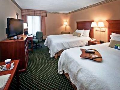 Hampton Bowling Ky 3*